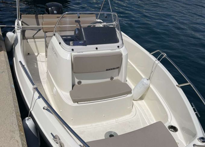 Motorboat Quicksilver Activ 505 Open 80hp