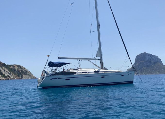 Sailboat Bavaria Valencia Cruiser 39 12m