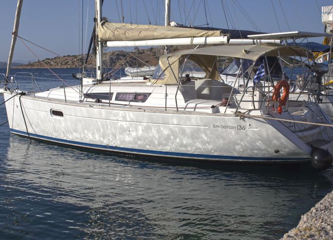 Sailboat Jeanneau Sun Odyssey 36i 10.94m