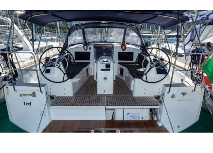 Sailboat Sun Odyssey 410[G] 12m