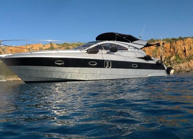 Motorboat Moa tecnica Platinum 40 600hp