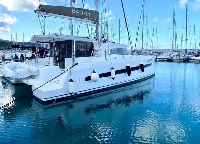 Catamaran Bali 4.1 Orlandina 12m