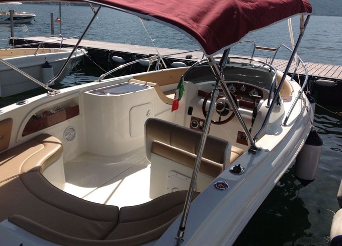 Motorboat EOLO AS 590 OPEN - 130HP 100hp