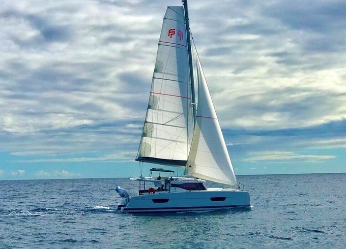 Catamaran Fountaine Pajot ISLA 40 11.73m