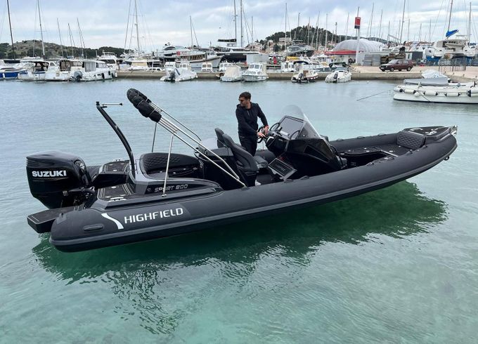 RIB Highfield SP 800 300hp