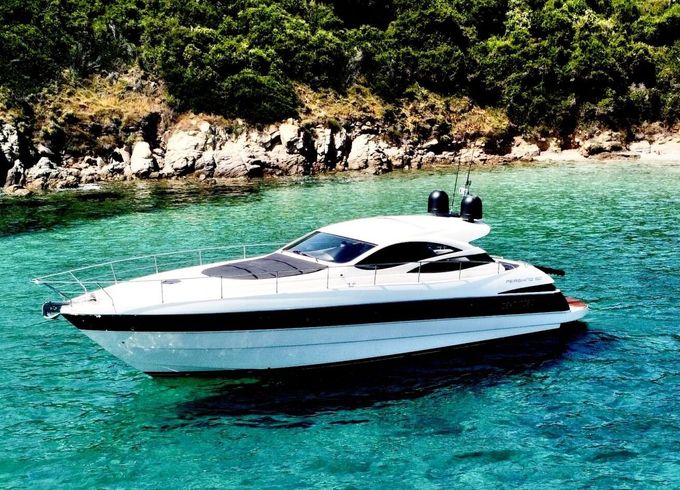 Motorboat Pershing 50 1800hp