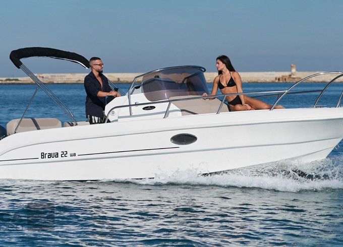 Motorboat Mingolla Brava 22 WA 140hp