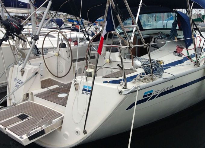 Sailboat BAVARIA 40 12m