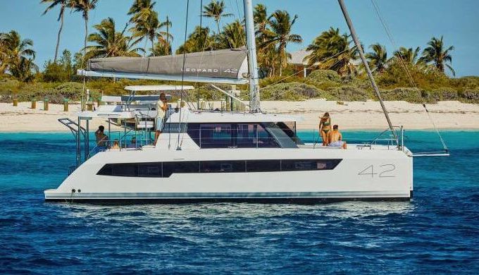 Catamaran Leopard Leopard 42 - 4 cab. 12m