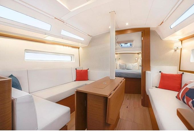 Sailboat Sun Odyssey 380 11m