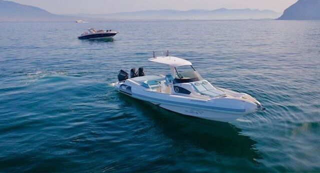 Motorboat Motonautica MITO 40 900hp