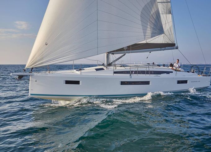 Sailboat Jeanneau Sun Odyssey 410 12.35m