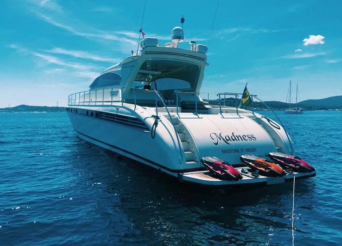 Motor yacht LEOPARD - Chantier arno 23 hardtop sport 2400hp