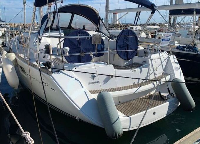 Sailboat Jeanneau Sun Odyssey 39i 12m