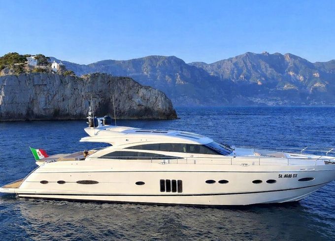 Motor yacht Princess 81 4000hp