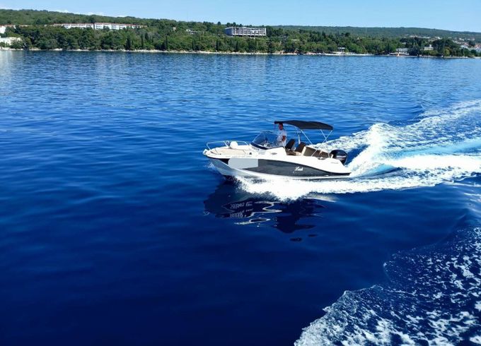 Motorboat Quicksilver ACTIVE 605 SUNDECK 150hp