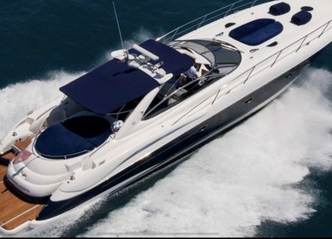 Motor yacht Sunseeker predator 60 2600hp