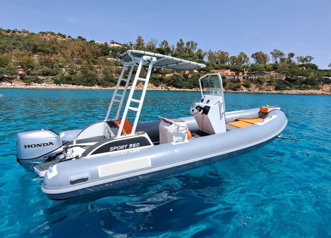 Boat without licence  desner sport 560 4 passeggeri 40hp