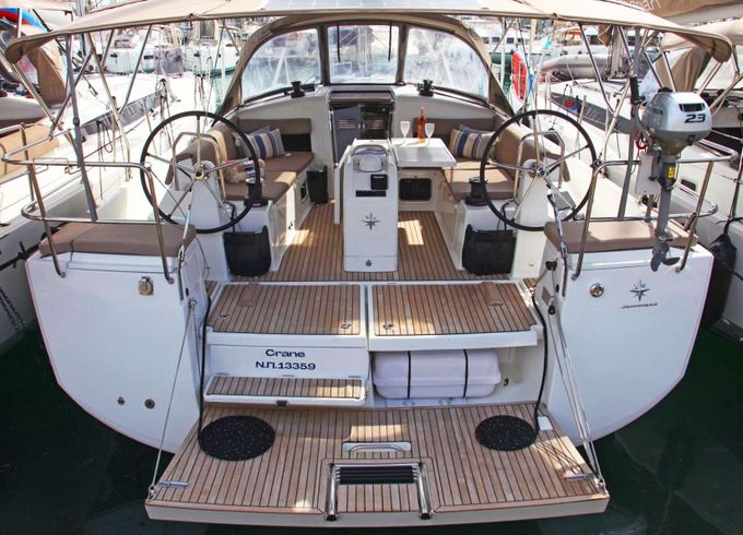 Sailboat Jeanneau Sun Odyssey 440 13m