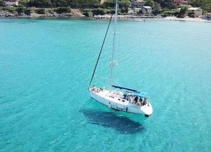 Sailboat DUFOUR DUFOUR 32 CLASSIC 9.68m