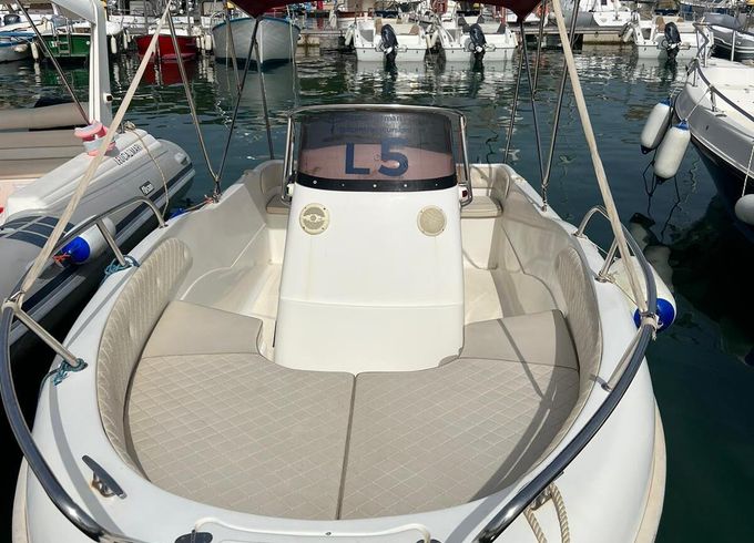 Boat without licence  Lady 58 40hp