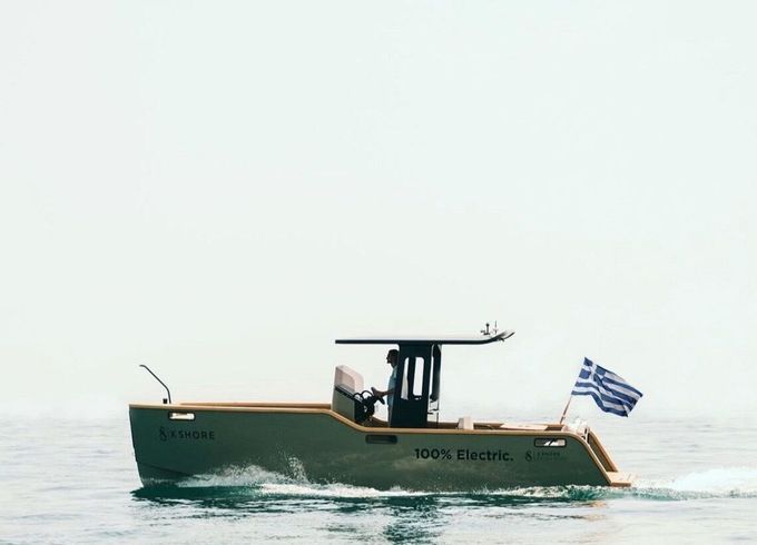 Motorboat XSHORE Elex 800 ELECTRIC 228hp