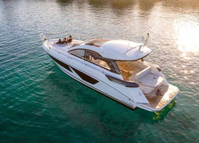 Motor yacht Bénéteau Gran Turismo 41 600hp