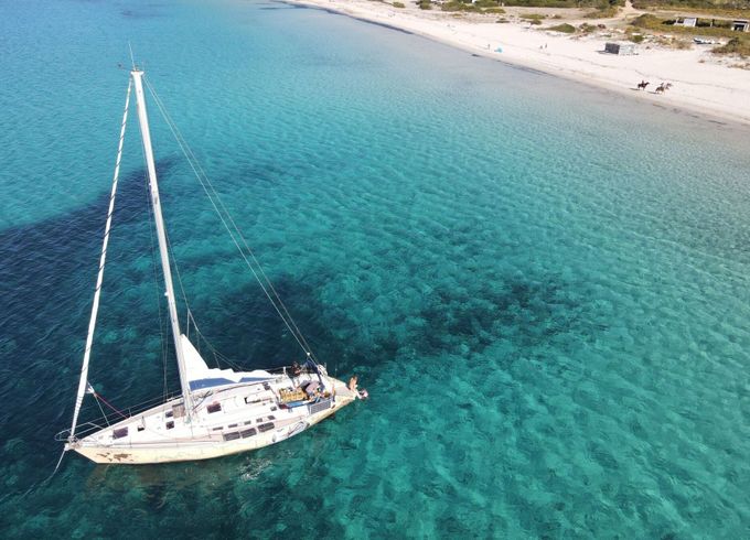 Sailboat Jeanneau Sun Kiss 47 14m