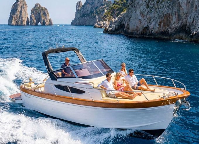 Motorboat Gozzo Mimi Cabin 400hp