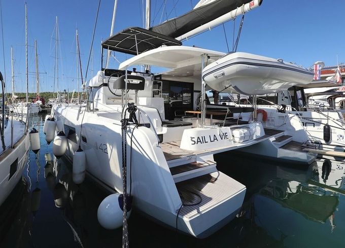 Catamaran Lagoon 42 12m