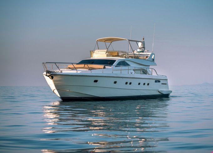 Motor yacht Ferretti 57 2100hp