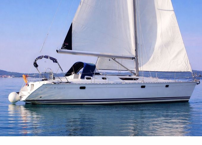 Sailboat Jeanneau Sun Odyssey 42.2 12.8m