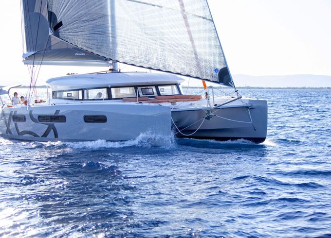 Catamaran Excess Excess 15 - 6 + 2 cab. 14m