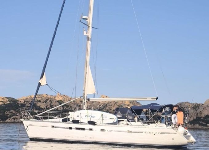 Sailboat Jeanneau Voyage 12,50 12.5m