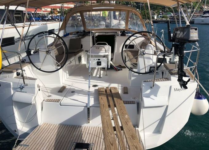 Sailboat JEANNEAU Sun Odyssey 519 Luxe - ZANZIBAR 15.75m