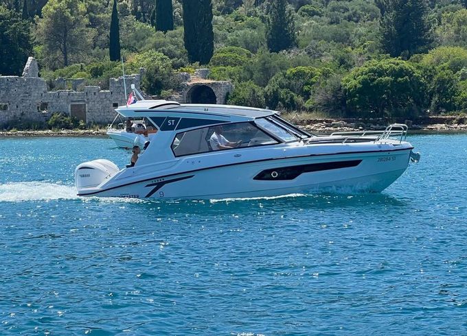 Motorboat Finnmaster T9 ST 600hp
