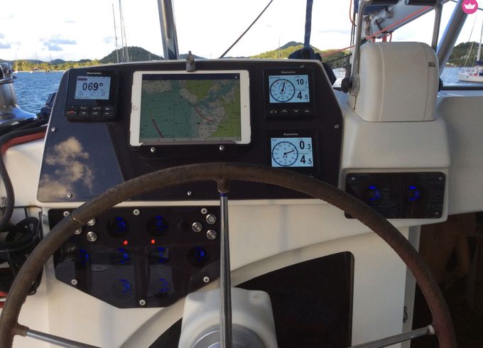 Catamaran Lagoon 380 S2 11.5m
