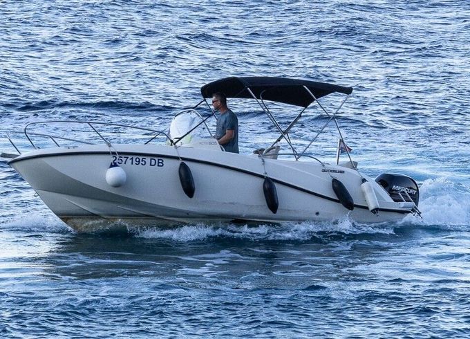 Motorboat Quicksilver Activ 605 Open 150hp