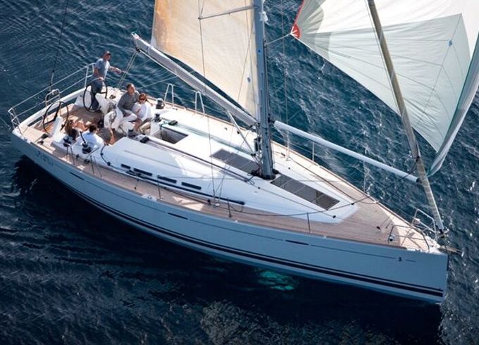Sailboat BENETEAU FIRST 45 14.07m