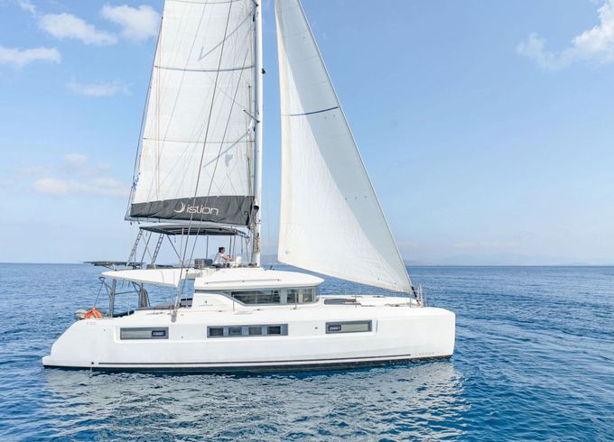 Catamaran Lagoon 50 A/C &amp; GEN &amp; WM 14m