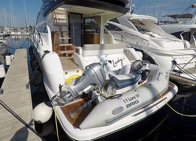 Motorboat Fairline Squadron 50 960hp