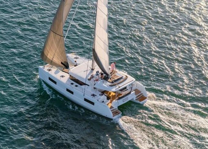 Catamaran Lagoon 46/12  13m