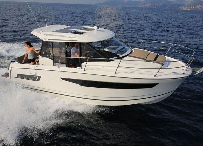 Motorboat Jeanneau Merry Fisher 895 400hp