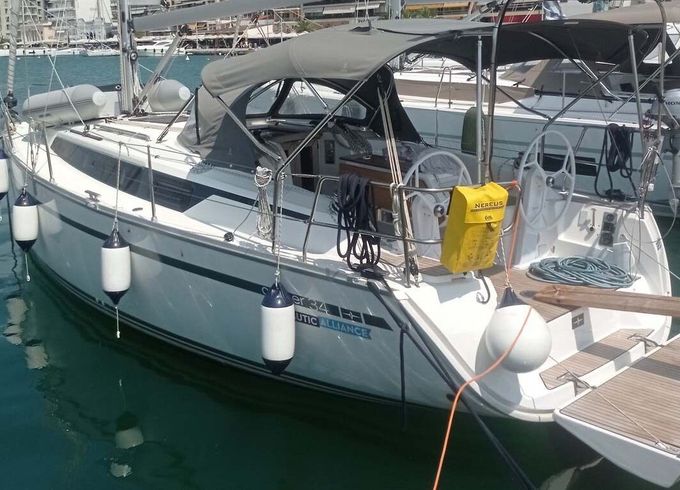 Sailboat Bavaria Yachtbau Bavaria Cruiser 34 - 2 cab. 9m
