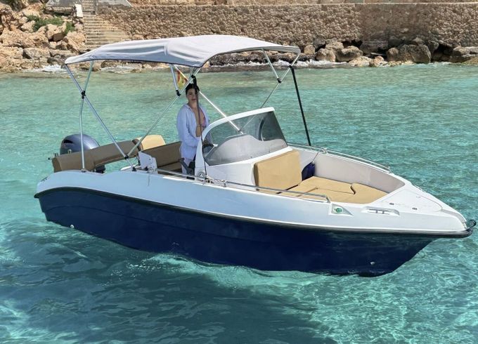 Motorboat Daganz Open 560 115hp