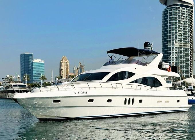 Motor yacht Gulf Craft Majesty 70 1100hp