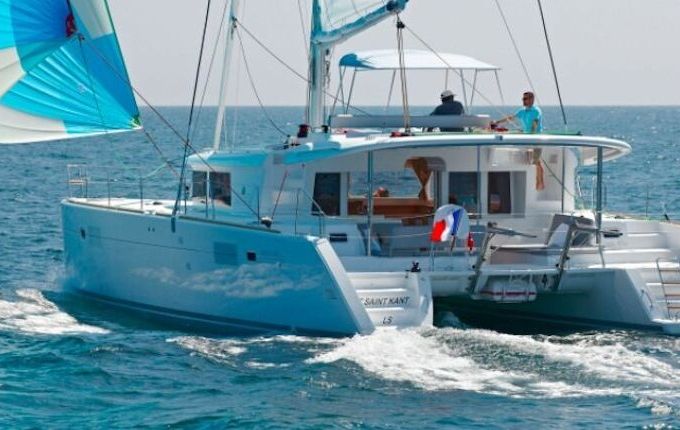 Catamaran LAGOON 450 F  13.96m