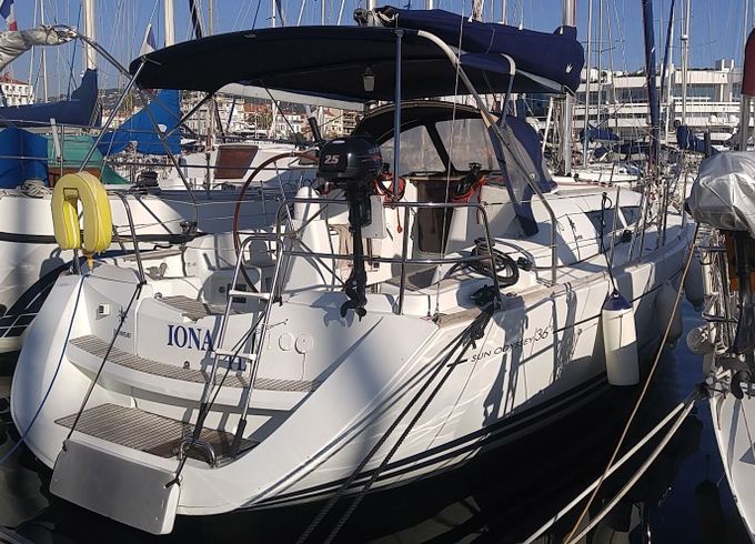 Sailboat JEANNEAU SUN ODYSSEY 36I 11m