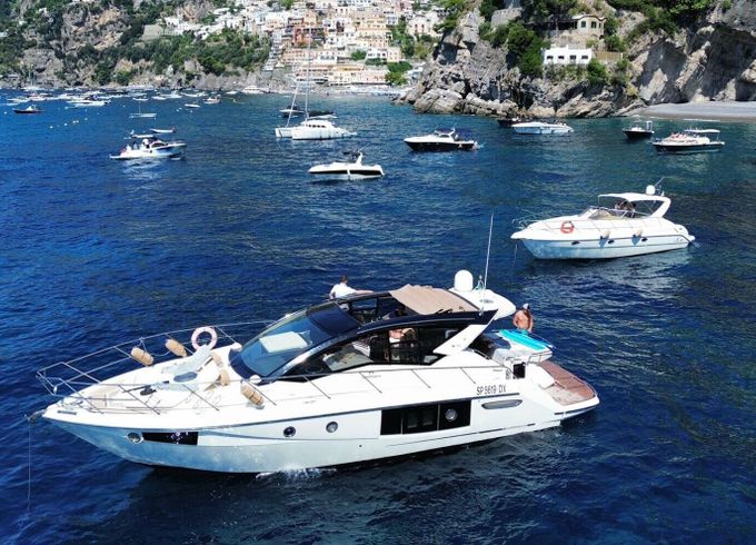 Motorboat Cranchi M44 Ht 400hp