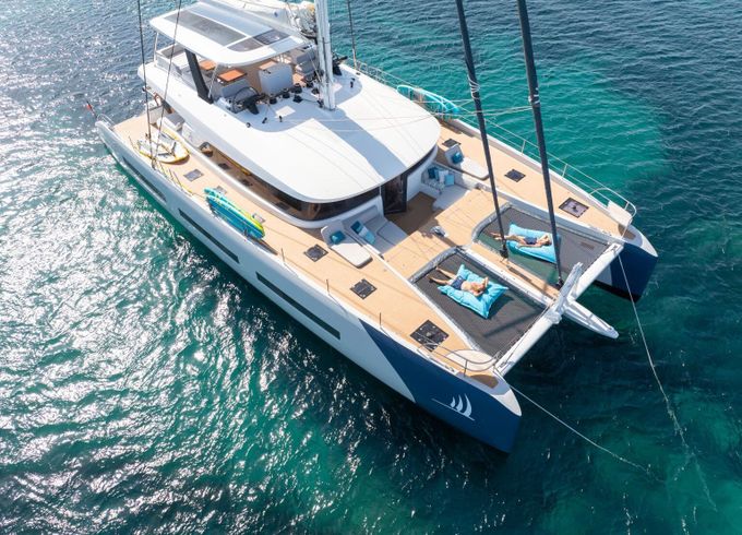 Catamaran Lagoon Lagoon 77 23m